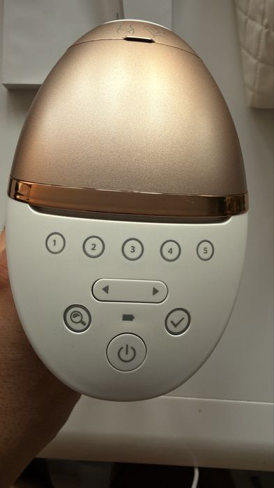 Depilator laserowy Philips Lumea