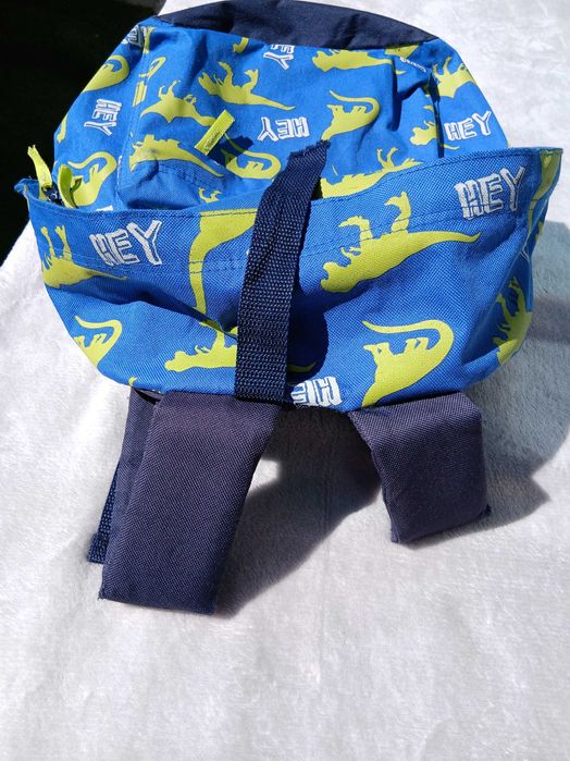 Mochila escolar azul com dinossauros kids