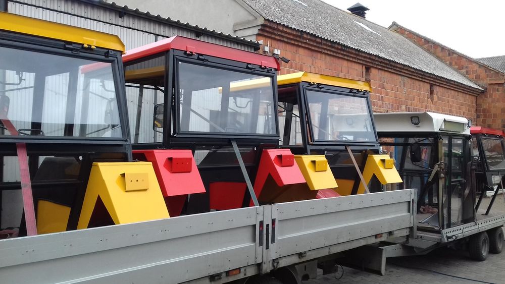 Kabina kabiny ciagnikowe c330 c360 mf t25 bizon