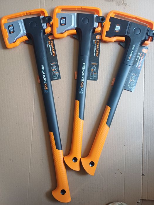 Siekiera rozłupująca Fiskars x24