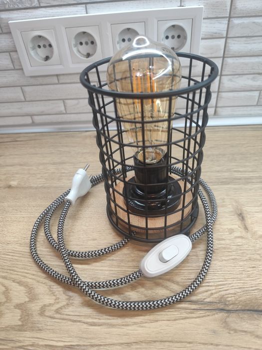 Лампа настільна в стилі лофт