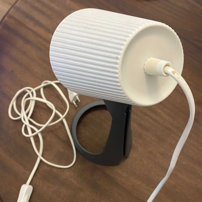 Abajur de Mesa branco e cinza