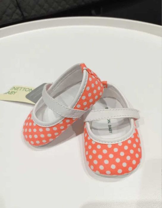 Buty niechodki BENETTON rozm 17