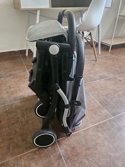 Chicco - Carrinho de Passeio Trolley Me Light Grey