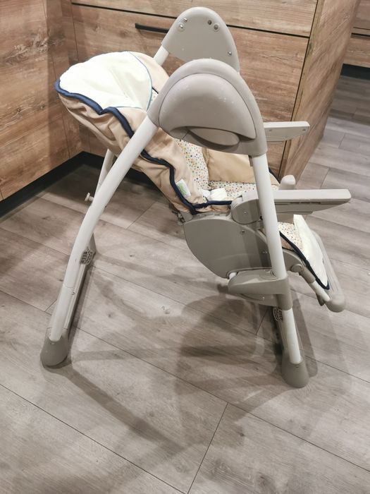 Krzeselko fotelik do karmienia