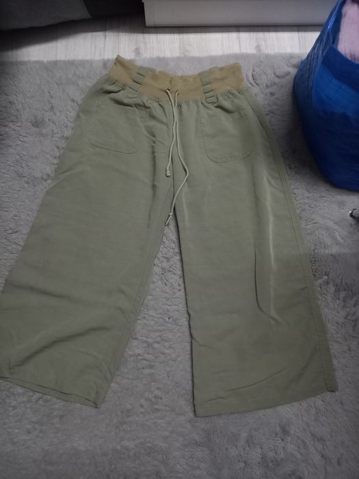 Zielone spodnie ciążowe