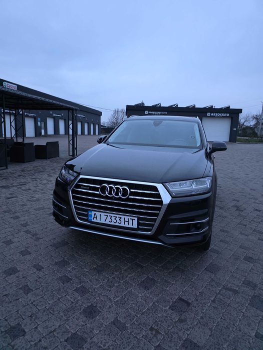 AUDI Q7 2018 року