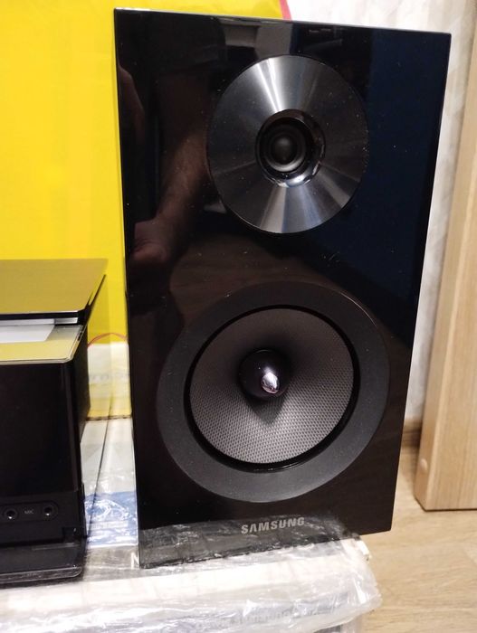 Современный караоке ( Заводской блютуз / USB / DVD / CD / MP3 / HDMI