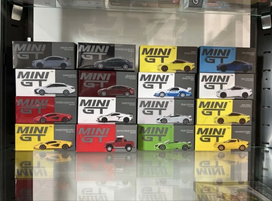 Miniaturas MiNi GT 1:64