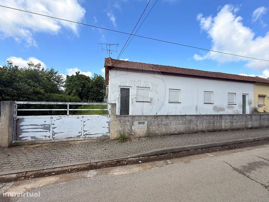 T3 Detached House for Sale