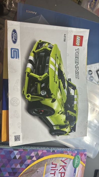 Lego технік «форд мустанк»