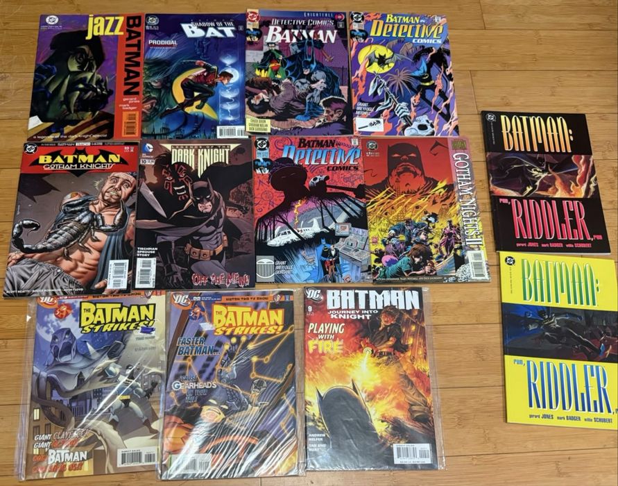 Комікси вінтажні 60х-90х Detective Batman Knightquest, Disney, Spawn, Hellboy, Mickey Mouse, Donald Duck, Catwoman, Robin, BRPD, Witchblade,pokemon