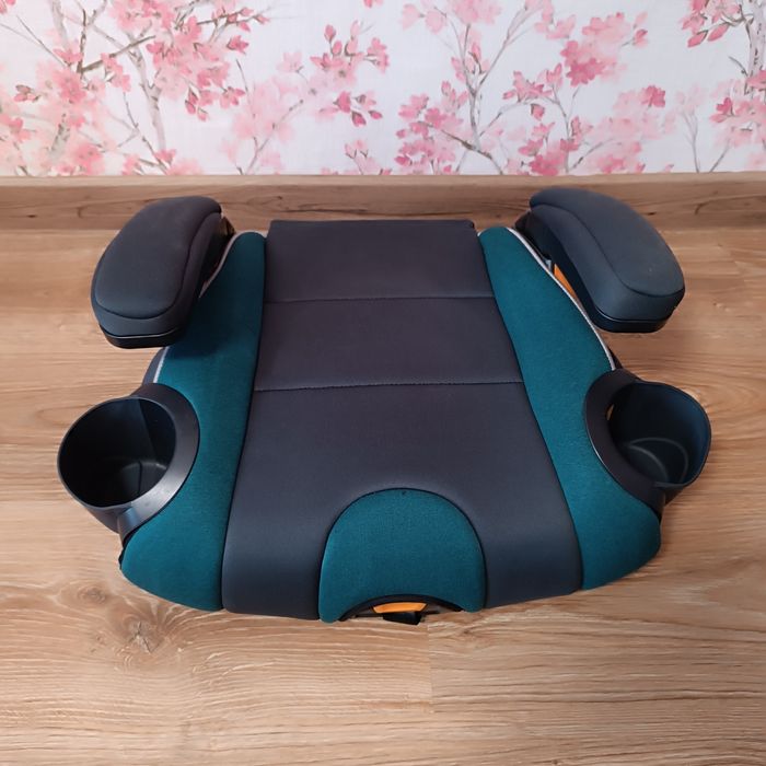 Автокресло-бустер Chicco KidFit