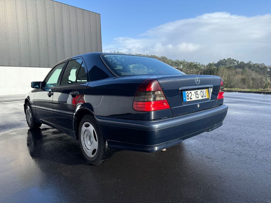 Mercedes Benz C220