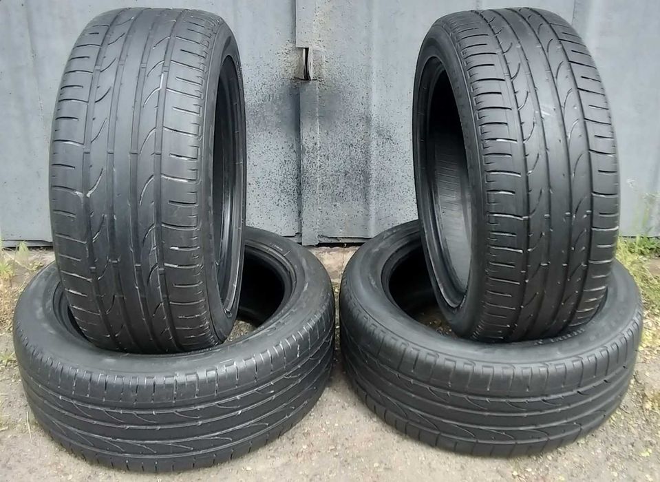 Bridgestone Dueler HP Sport 235/50 R18