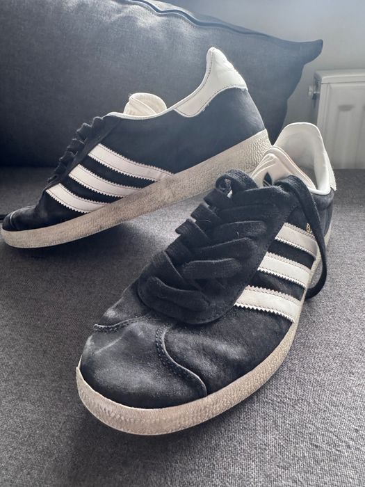 Adidas Gazelle 41 42 8 czarne buty adidasy używane czarno białe