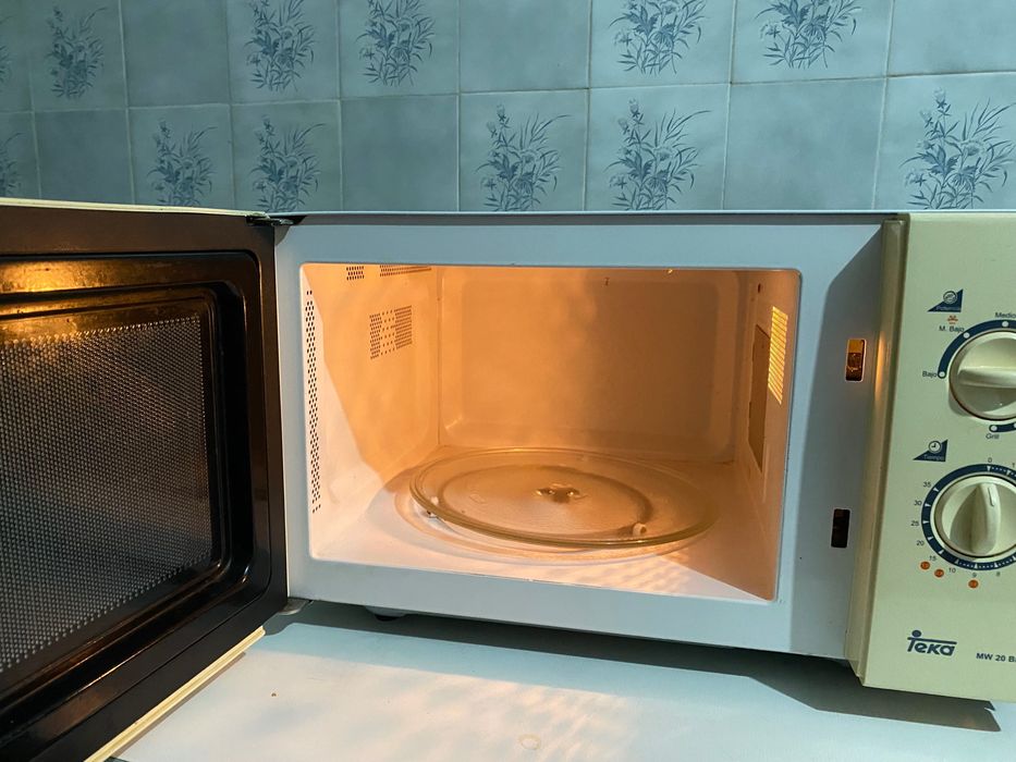 Microondas usada