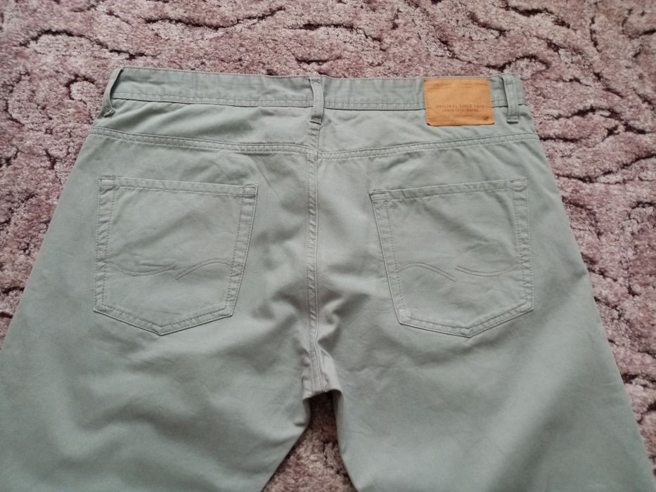 Popielate spodnie Jack&Jones