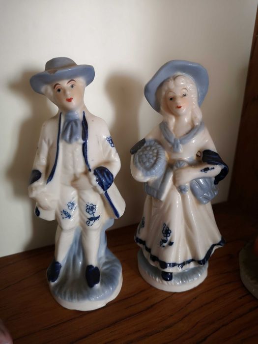 Bibelots em porcelana