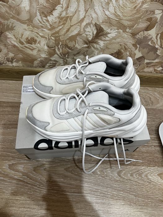 Жіночі оригінальні кросівки  ADIDAS OZELLE 37р