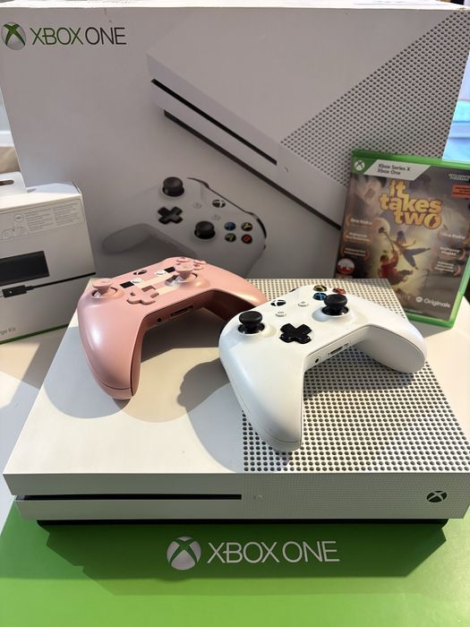 Xbox one 1 TB konsola