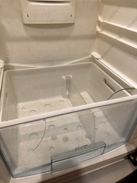 Продам холодильник Electrolux