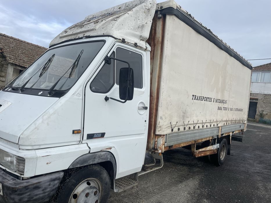 Carrinha pesada Renault master B120 2.8 turbo com 288 mil km