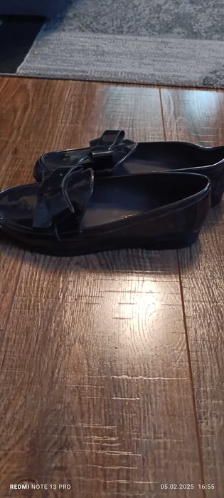 Туфлі на дівчинку