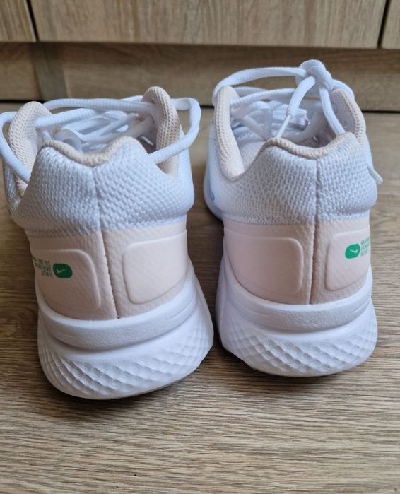 Nike Кросівки Swift 2 Жіночі Білі Сині CU3528-104 (оригінал)