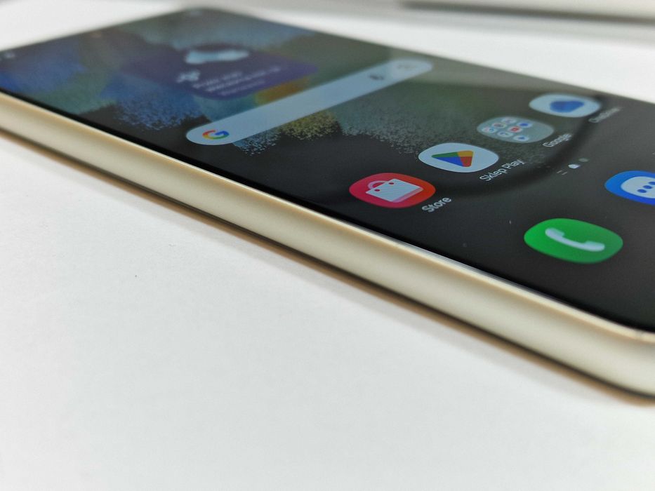 Samsung Galaxy S21 FE 5G/ 6GB/ 128GB/ Olive/ Grade B/ Gwarancja 6 msc