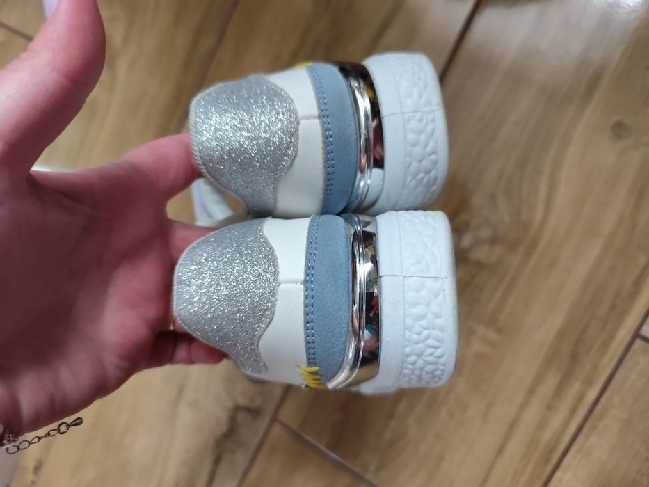 Buty dziewczęce 34