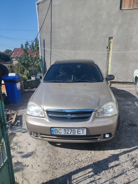 Продам Шевроле лачеті