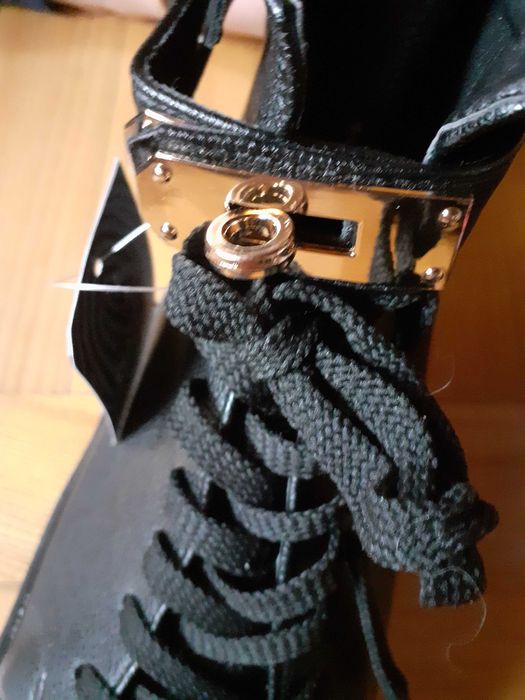 Nowe, czarne buty Martin Pescatore