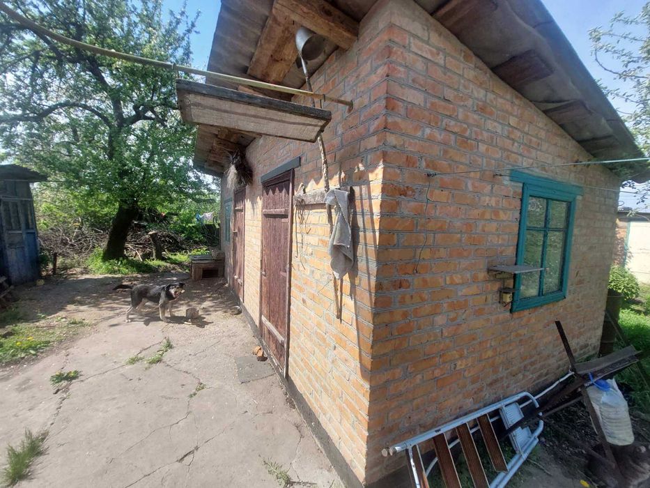 Цегляний будинок в Градизьку[]