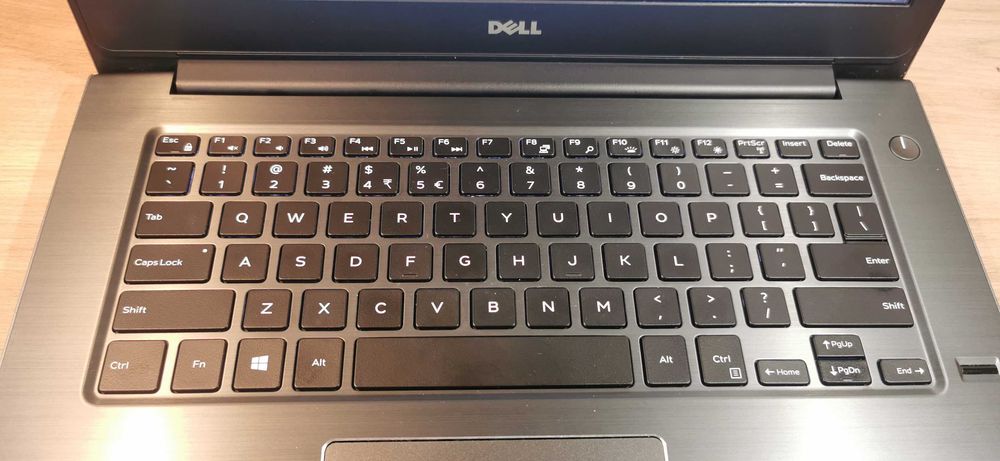 Dell Vostro 5468 14" FHD i5-7200u/8GB RAM/256GB SSD/W10P