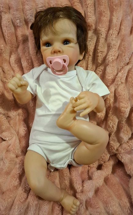 Boneca reborn 45cm.Artigo novo