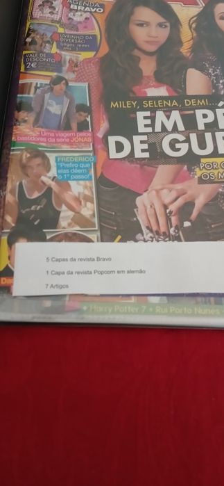 Dossier Miley, Selena e Demi, novo
