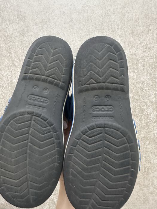 Продам crocs сандали с12