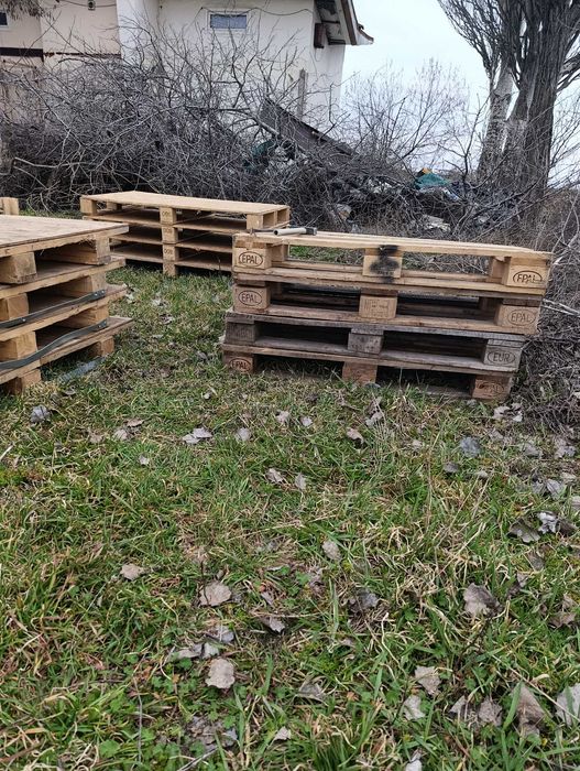 Деревні матеріали  піддони брус дошка