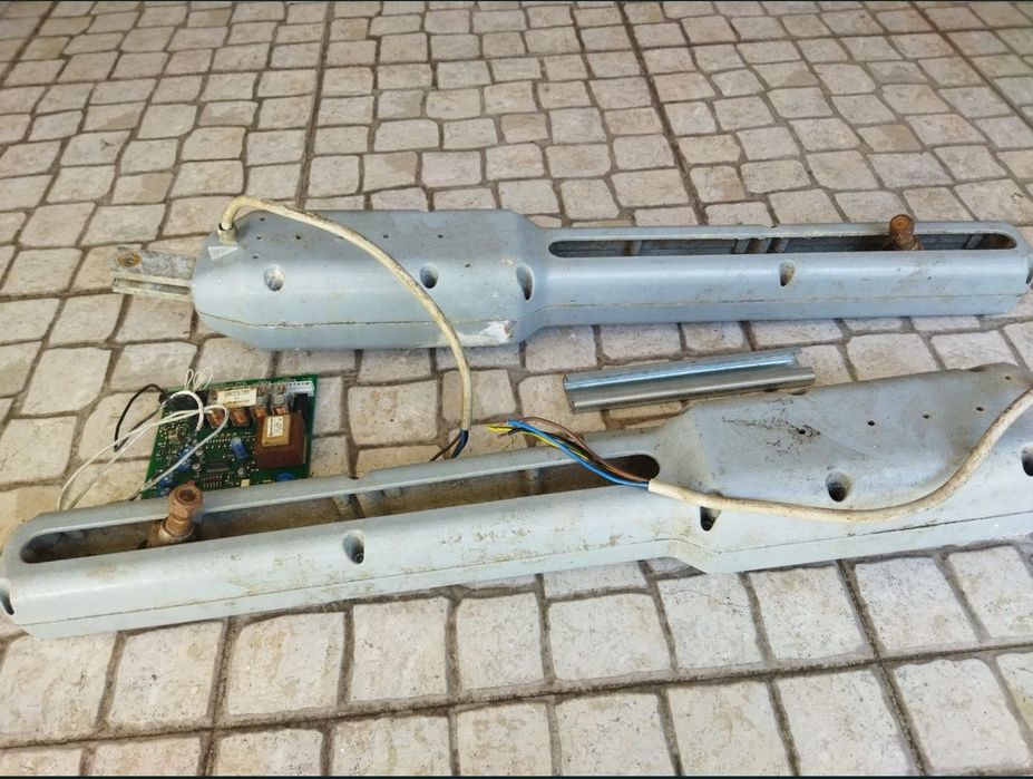 Conjunto braços para portão automático