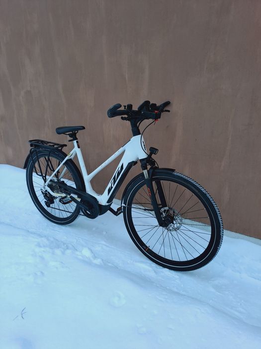 Електровелосипед КТМ  на 28"колесах на моторі bosch б/в з Німеччини