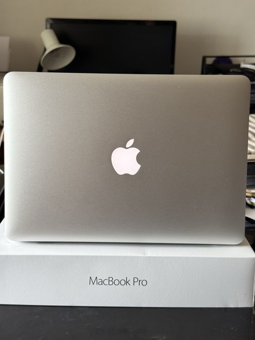 MacBook Pro 13” 8GB RAM 250GB Disco