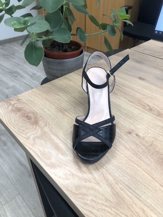 Sandałki damski - NOWE