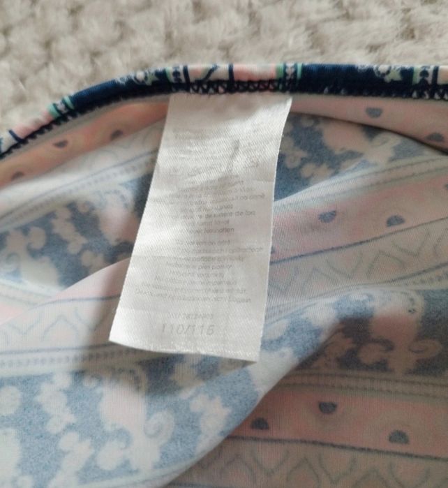 Dwuczęściowy kostium kąpielowy rozmiar 110/116