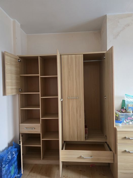 Zestaw mebli młodzieżowych