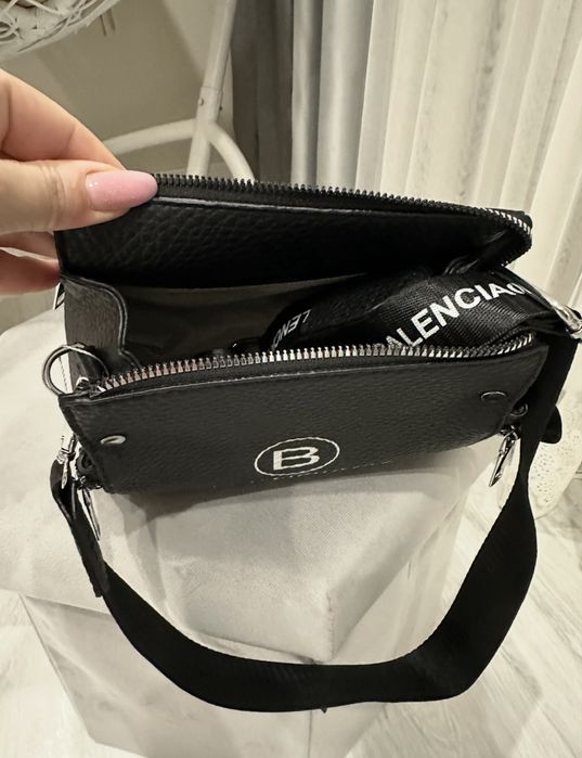 Продам сумку bb нова