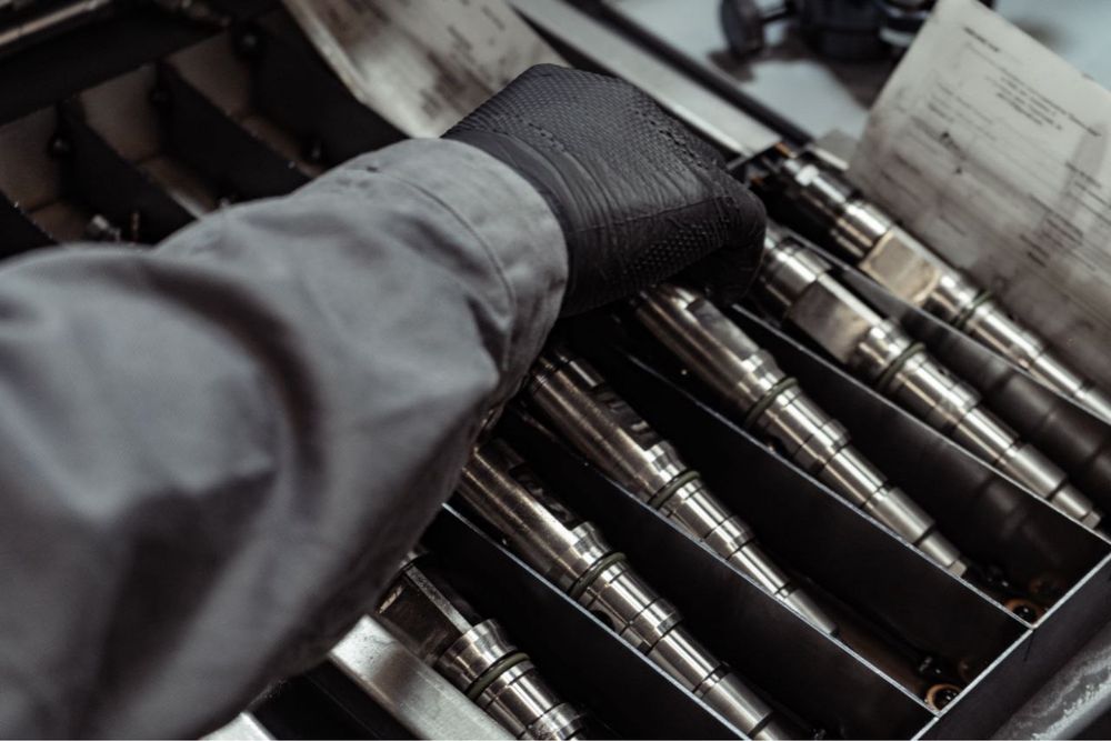ДВИГУН ТРОЇТЬ? Перевірка та ремонт дизельних форсунок. Common Rail Bosch Delphi Denso