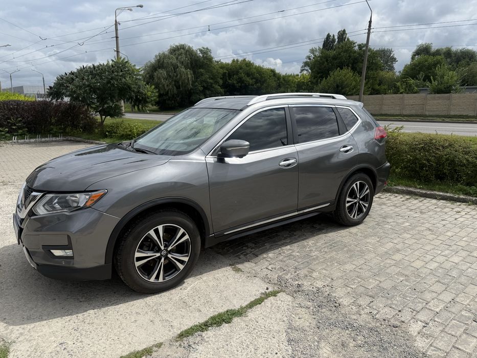 Продаж Nissan Rogue