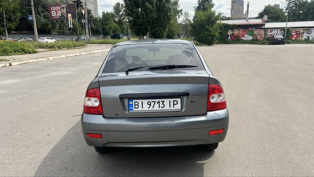 Продам приору 1.6 газ бенз