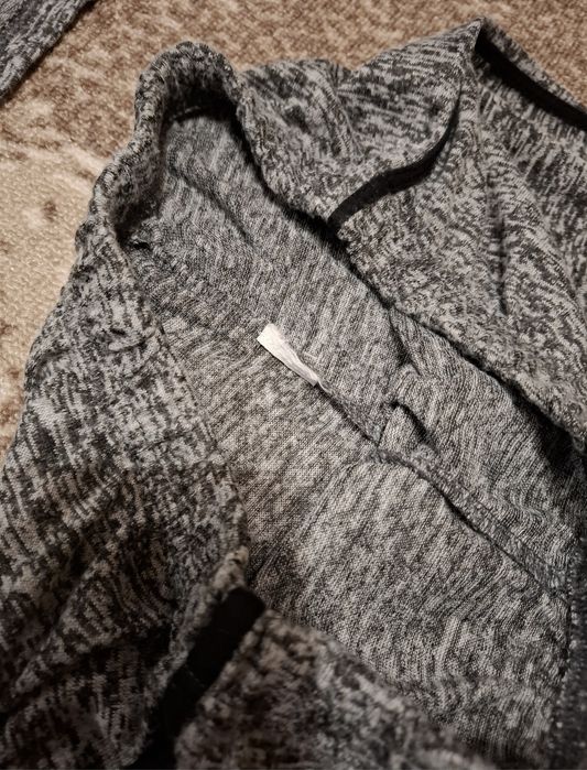 Женский костюм ( штаны и кофта)